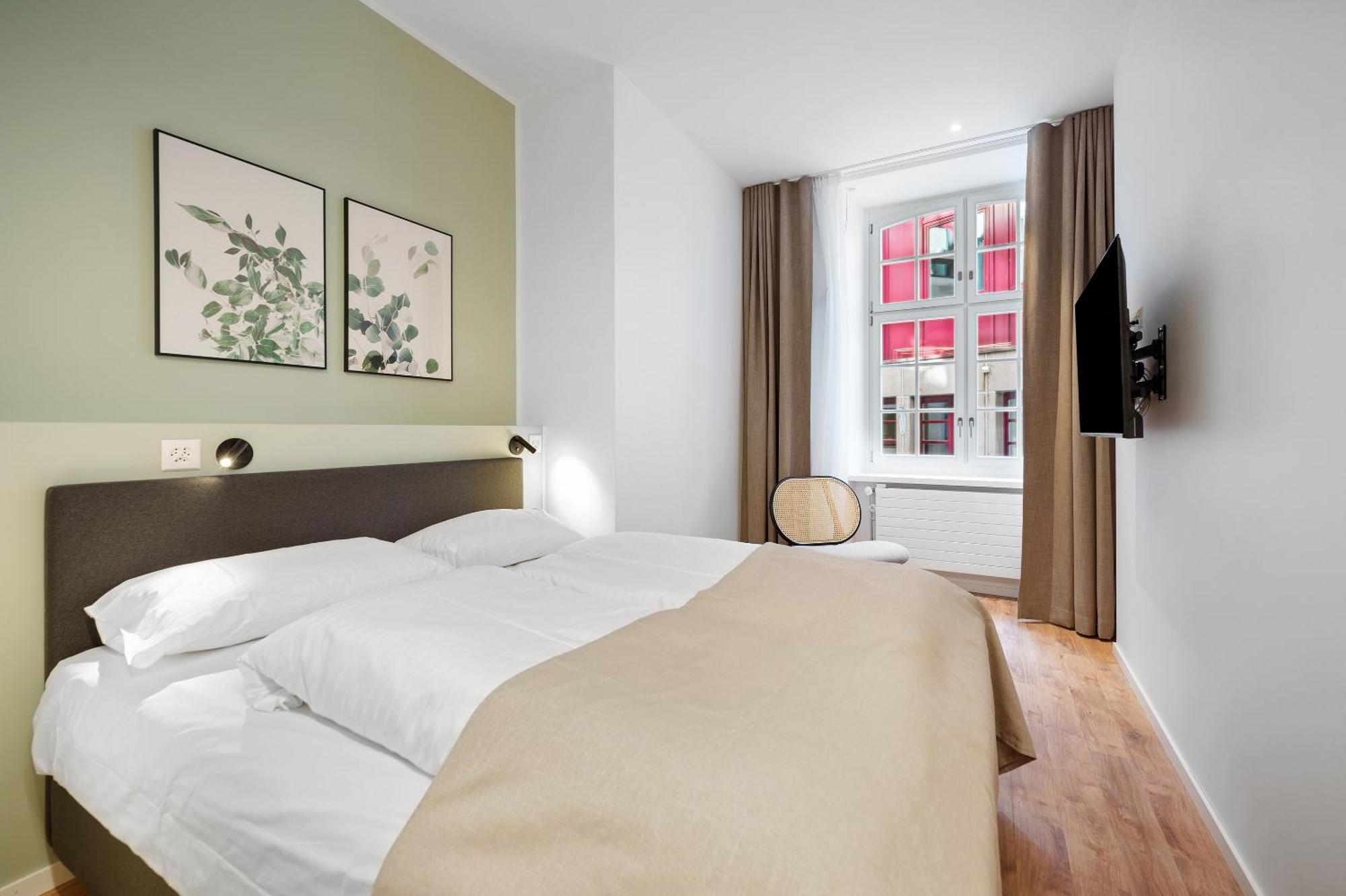 Limehome Basel Muenzgasse Bilik gambar