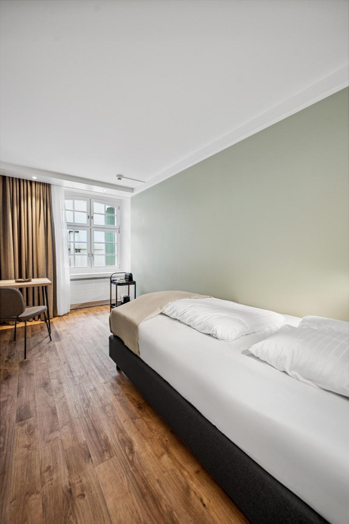 Limehome Basel Muenzgasse Luaran gambar